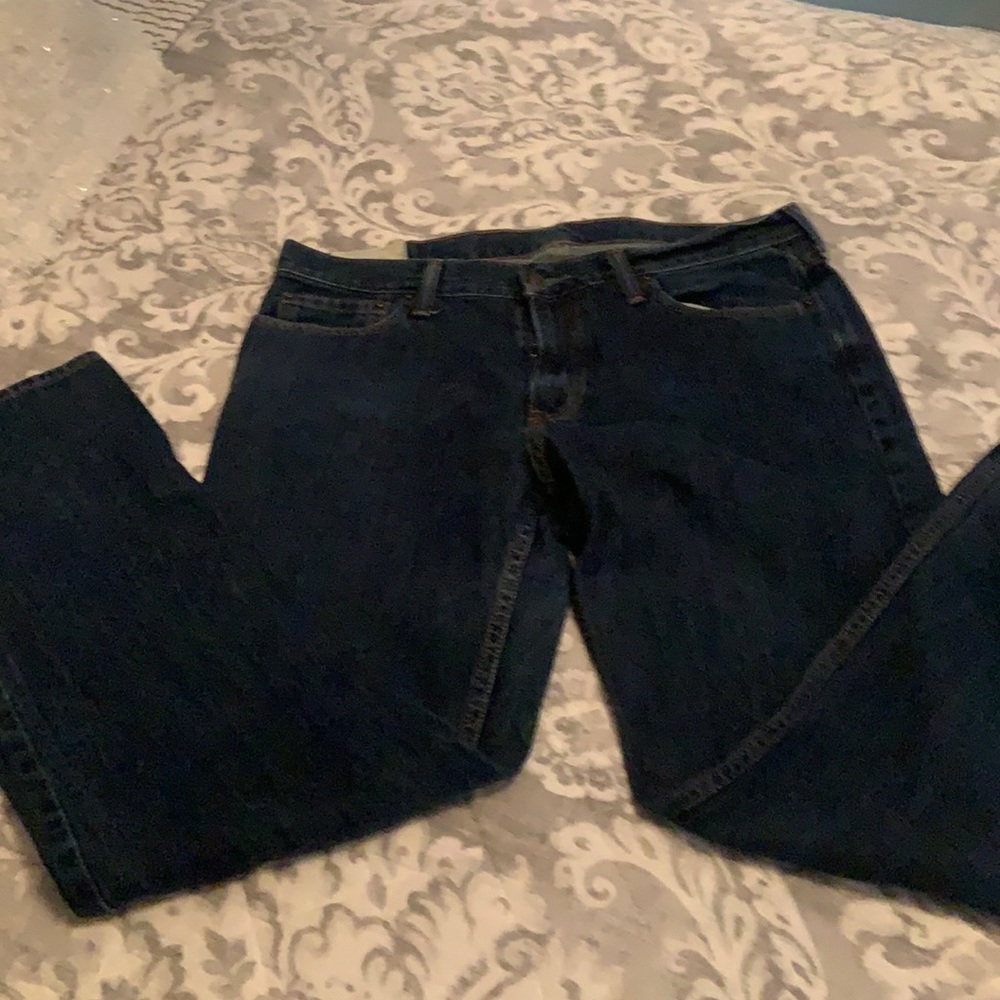 Men’s Abercrombie classic straight jeans